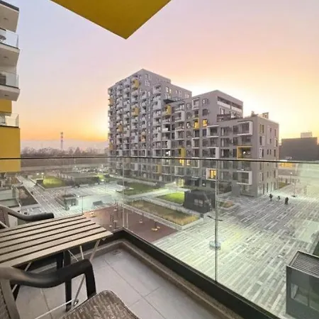 Διαμέρισμα Royal Apartment-familyhaven,park,modern And Luxury Σκόπια