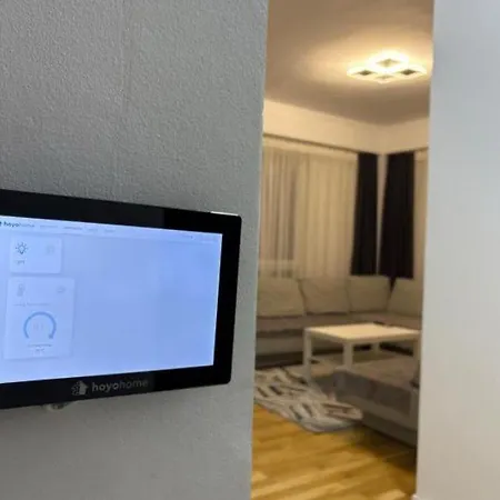 Διαμέρισμα Royal Apartment-familyhaven,park,modern And Luxury