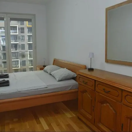 Royal Apartment-familyhaven,park,modern And Luxury Διαμέρισμα