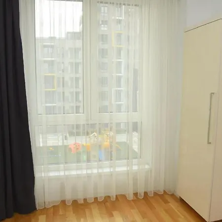 Royal Apartment-familyhaven,park,modern And Luxury Σκόπια